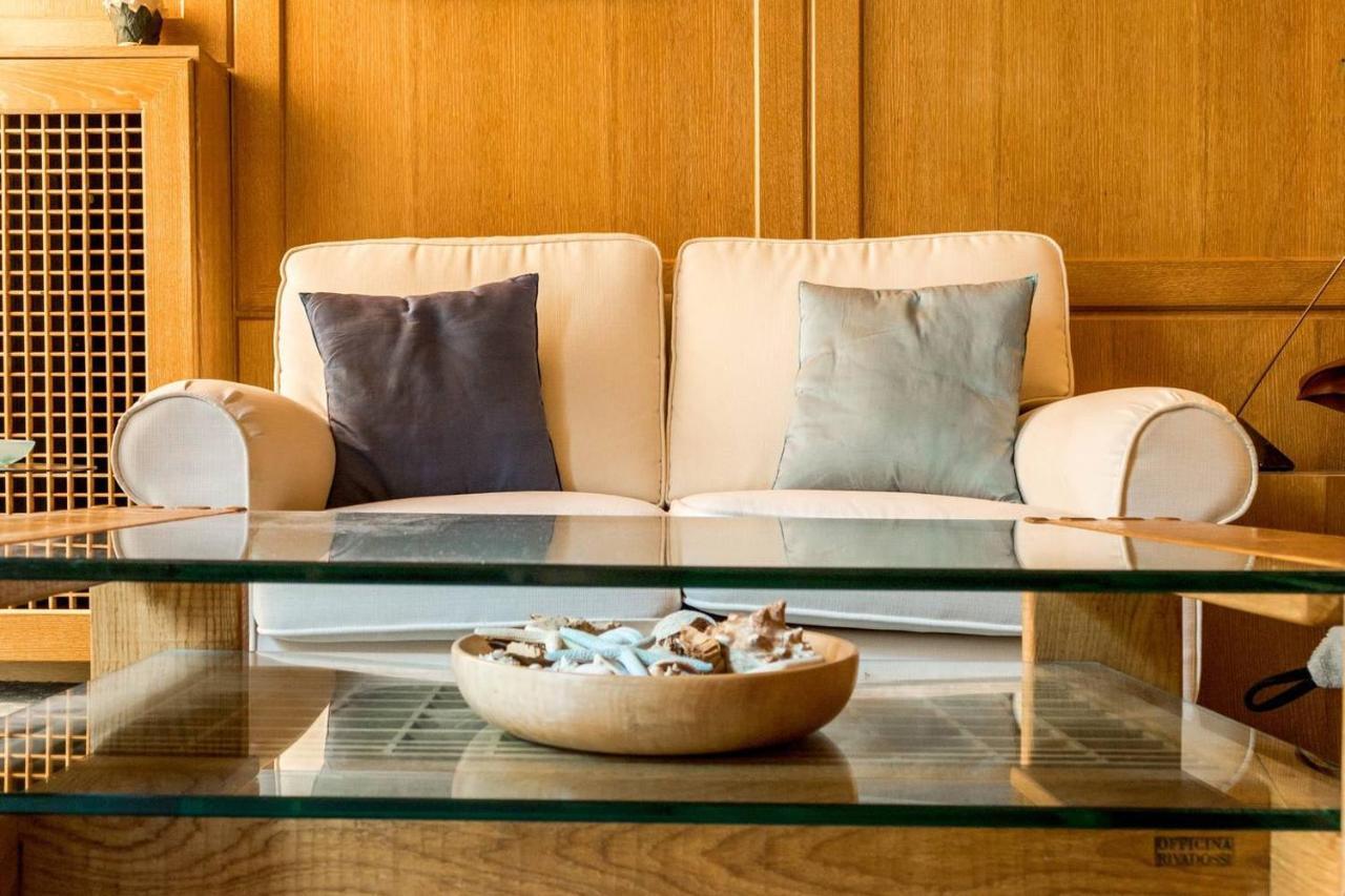 Joivy Charming Apt With Terrace In The Very Heart Of מילאנו מראה חיצוני תמונה